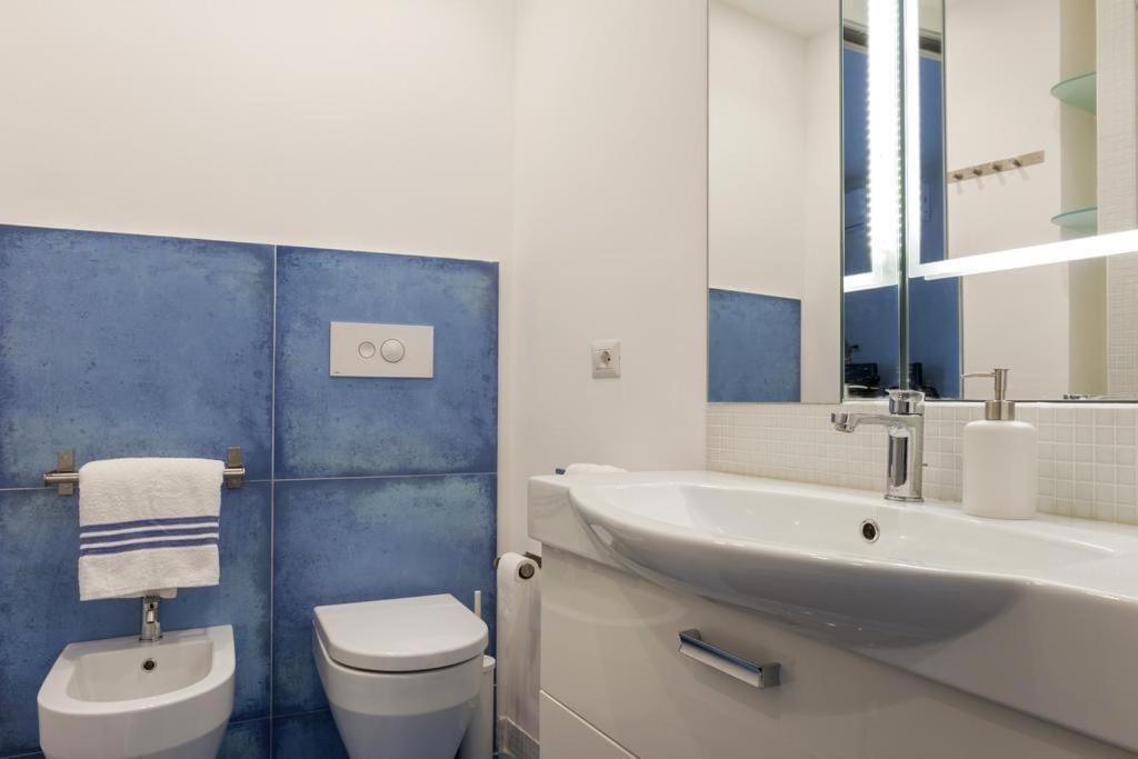 Casablu, Un Delizioso Bilocale Sulla Baia Di Naxos Apartment จีอาร์ดีนี นักซอส ภายนอก รูปภาพ